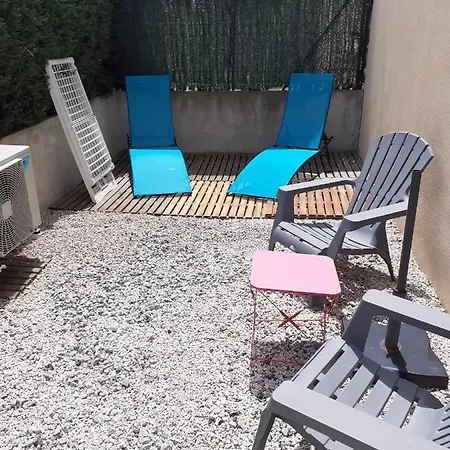 T2 Rez De Chaussée Climatisé Jardin Parking Privé * Balaruc-les-Bains